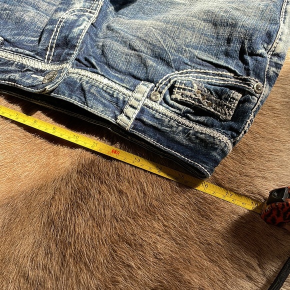 Maurices Denim Shorts - Picture 8 of 9